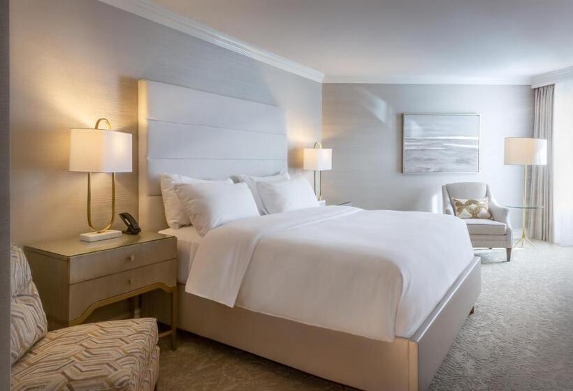 Номер Deluxe Кровать Кинг, Chateau Vaudreuil