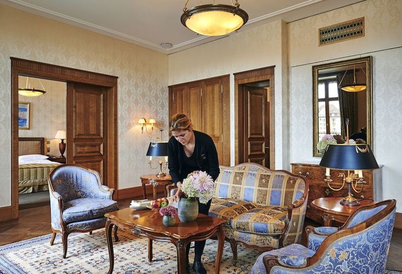 Люкс, Grand Hotel Les Trois Rois