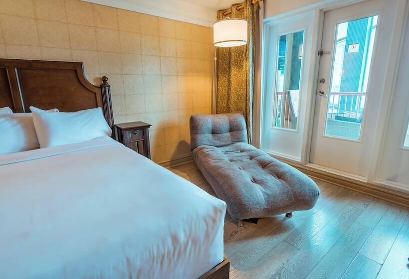 Номер Стандарт, Lhotelquébec