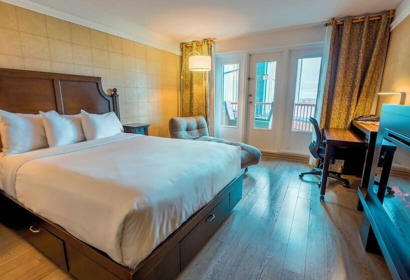 Номер Стандарт, Lhotelquébec