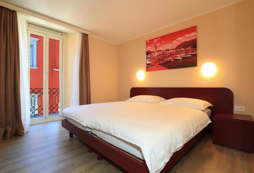 Quarto Estandar com Vistas, New Elvezia