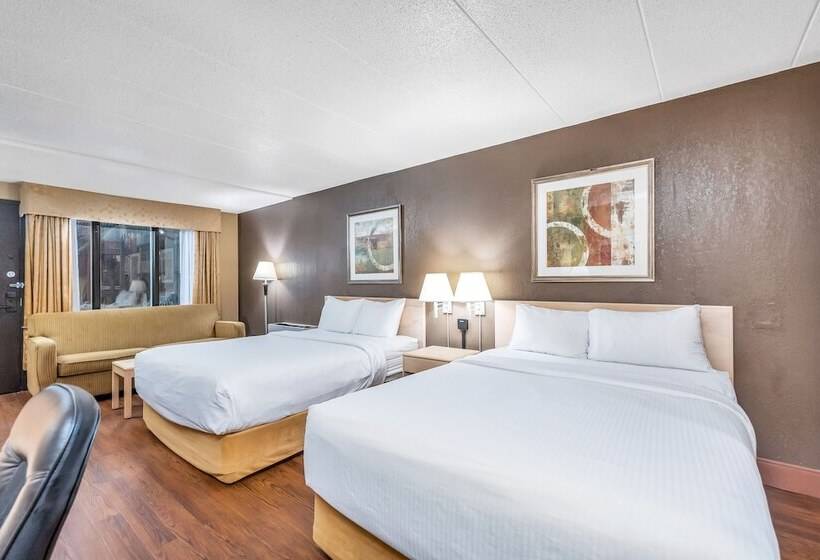 Номер Стандарт Двуспальная Кровать, Seven Oaks Hotel Regina