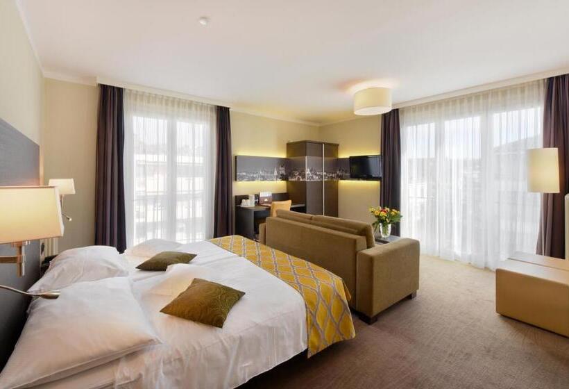 Standard Kolmen Hengen Huone, Bellerive