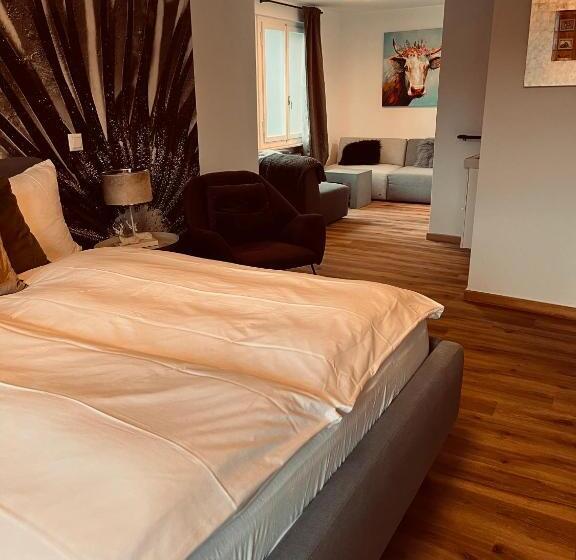 Полулюкс, Boutique Hotel Bellevue B&b Am Brienzersee Iseltwald Interlaken