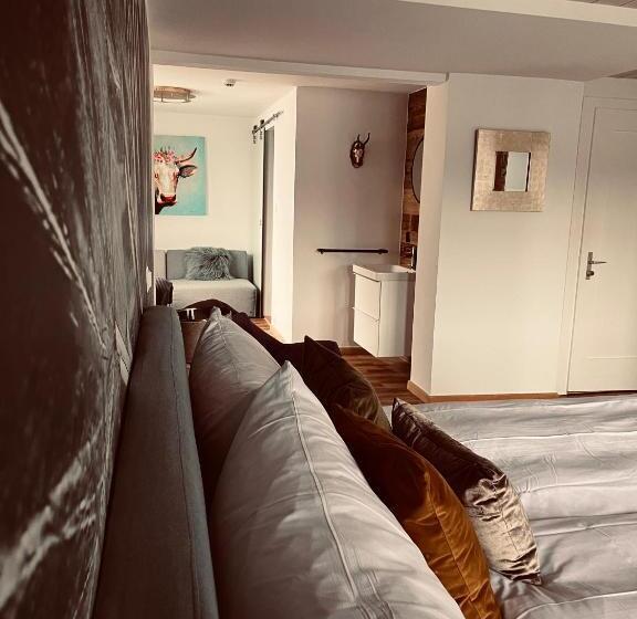 Полулюкс, Boutique Hotel Bellevue B&b Am Brienzersee Iseltwald Interlaken