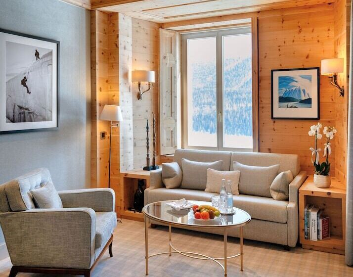 سوییت جونیور با چشم‌انداز دریاچه, Kulm Hotel St. Moritz