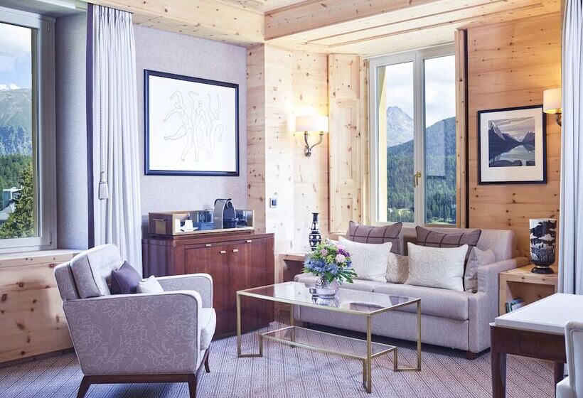 سوییت جونیور با چشم‌انداز دریاچه, Kulm Hotel St. Moritz