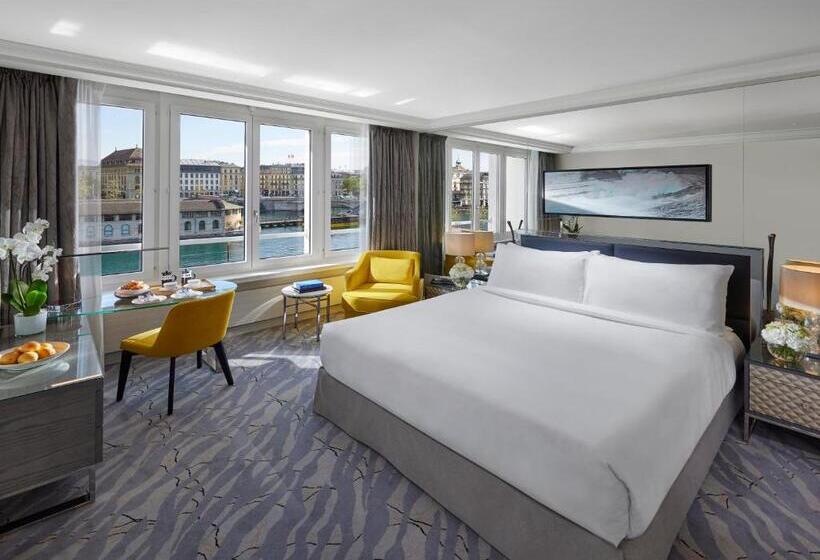 اتاق استاندارد با چشم‌انداز رودخانه, Mandarin Oriental Geneva