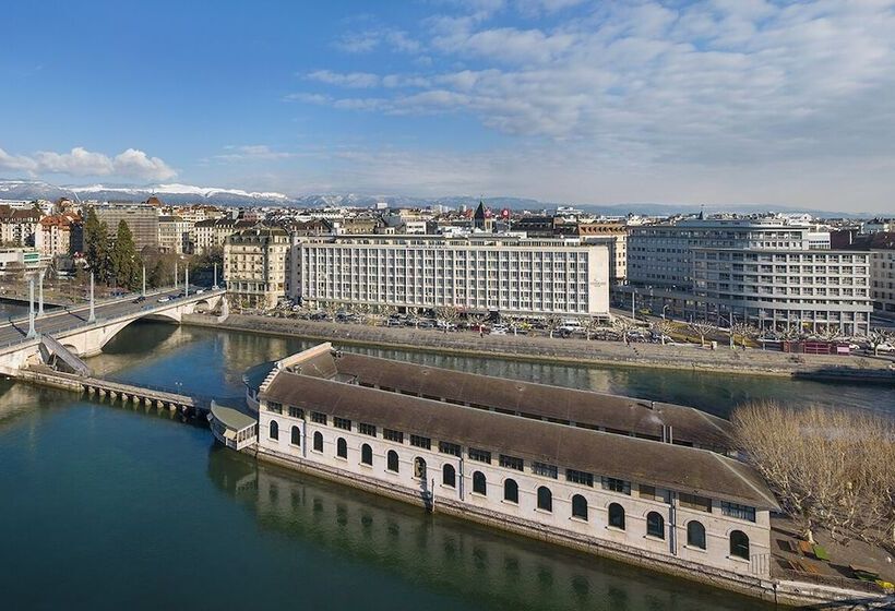 اتاق استاندارد با چشم‌انداز رودخانه, Mandarin Oriental Geneva