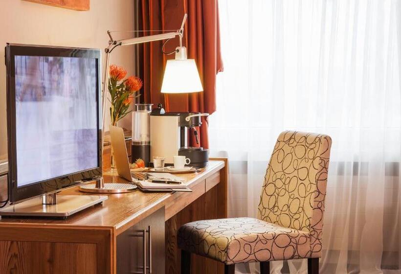 Номер Superior, Mövenpick Hotel Egerkingen