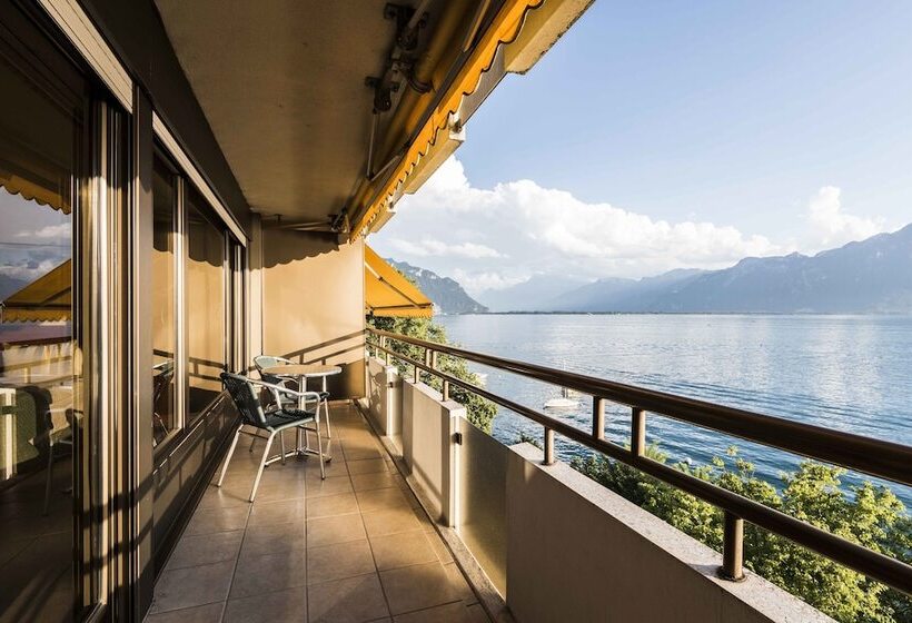 سوییت جونیور با چشم‌انداز دریاچه, Royal Plaza Montreux