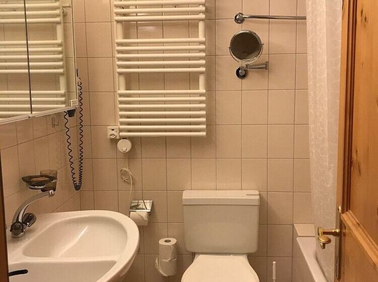 اتاق راحتی, Schweizerhof Pontresina