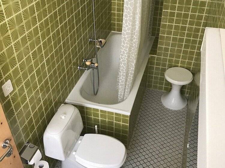 اتاق راحتی یک تخته, Schweizerhof Pontresina