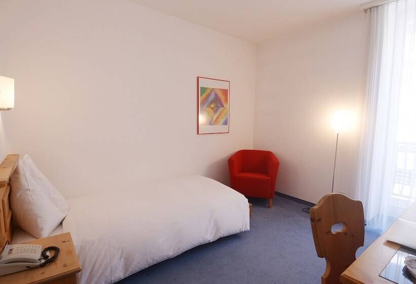 اتاق راحتی یک تخته, Schweizerhof Pontresina
