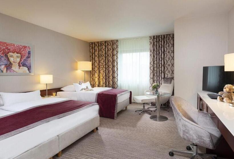 经典家庭房间, Maritim Hotel Bonn