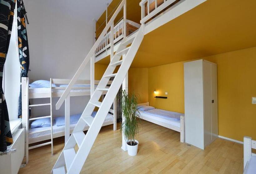 تختخواب در اتاق مشترک, Townside Hostel Bremen