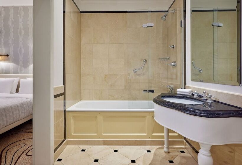 Junior Suite, Le Méridien Frankfurt