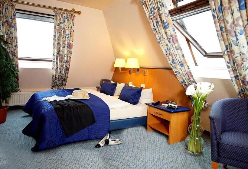 Quarto Estandar Vista Rio, Rheinhotel Vier Jahreszeiten Bad Breisig