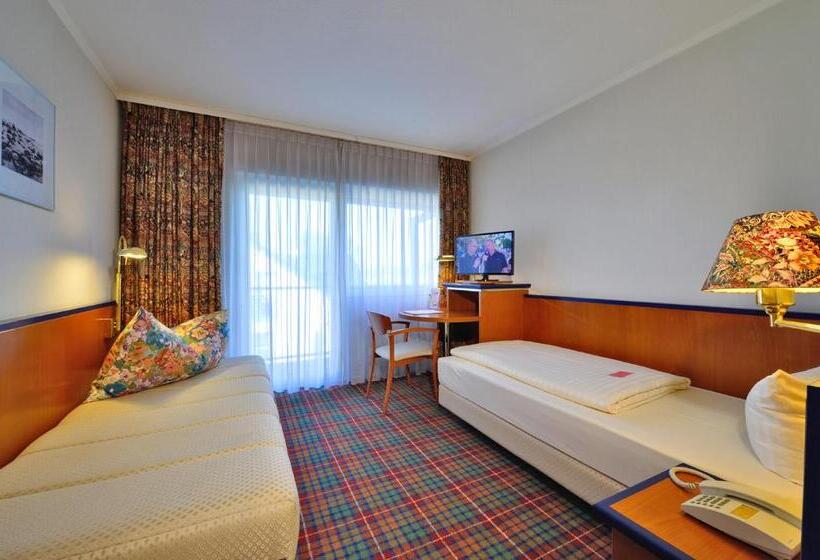 Номер Стандарт Индивидуальный с Балконом, Rheinhotel Vier Jahreszeiten Bad Breisig