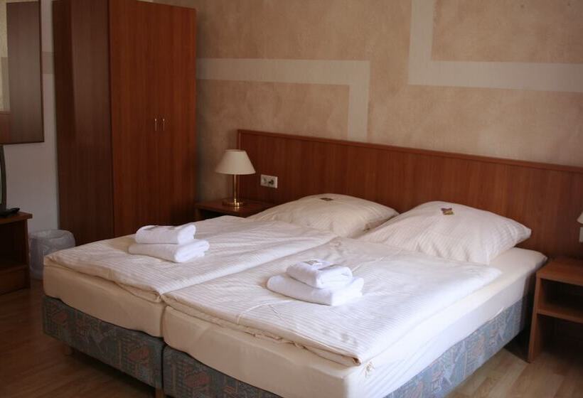Номер Стандарт, Landgasthof Hotel Rebe Alzey