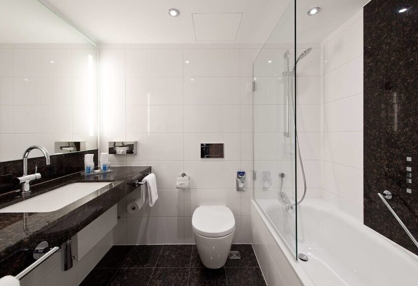 اتاق سوپریور, Maritim Hotel Darmstadt
