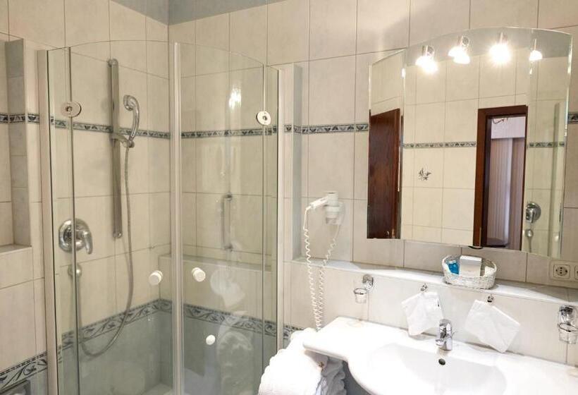 Номер Стандарт, Schloßhotel Kurfürstliches Amtshaus Dauner Burg