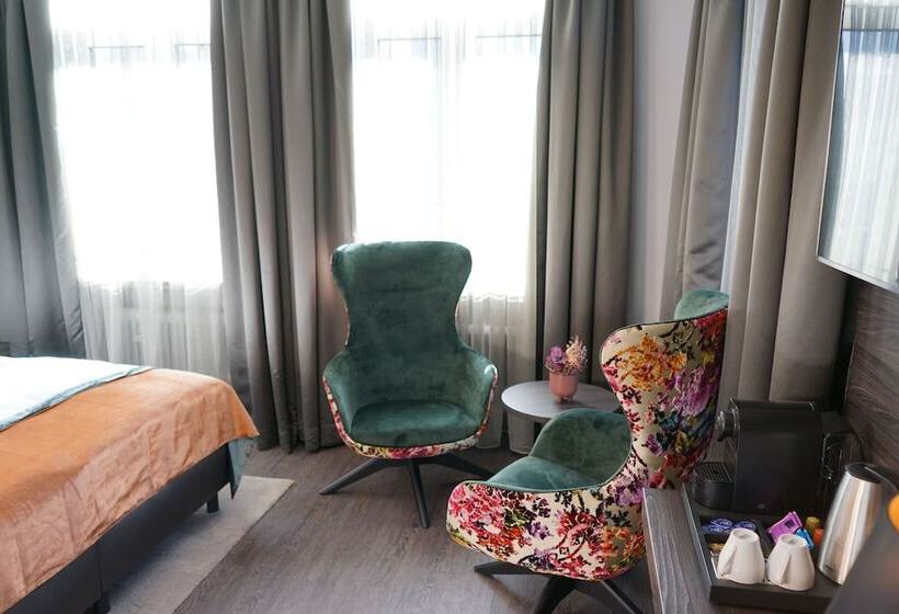 اتاق لوکس, Boutique Hotel Germania