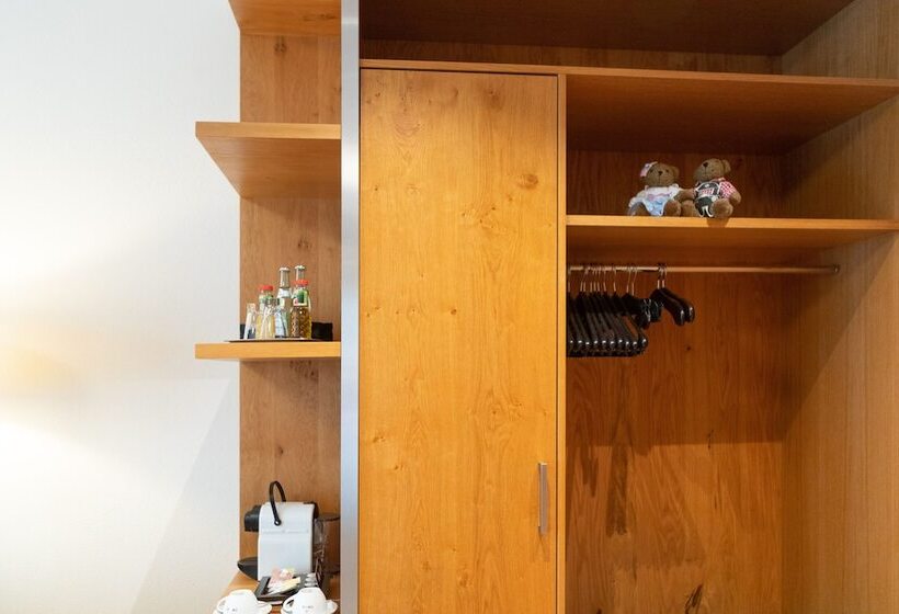 Номер Deluxe, Olymp Munich