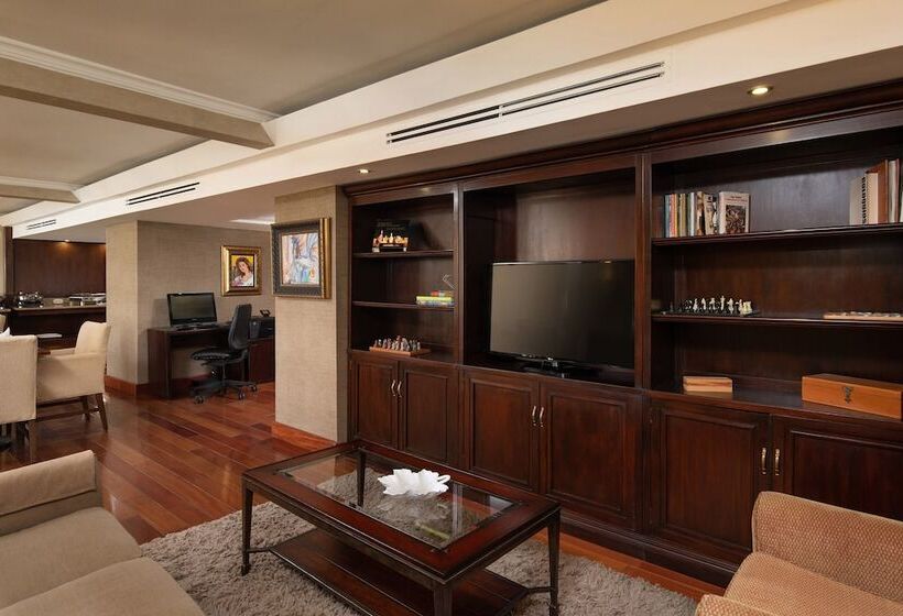 带海景的俱乐部房间, Sheraton Santo Domingo