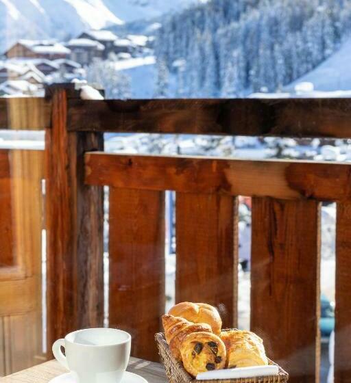 اتاق استاندارد با بالکن, Grand Hôtel Courchevel 1850