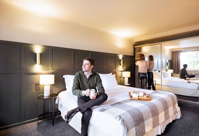 اتاق راحتی, Grand Hôtel Courchevel 1850