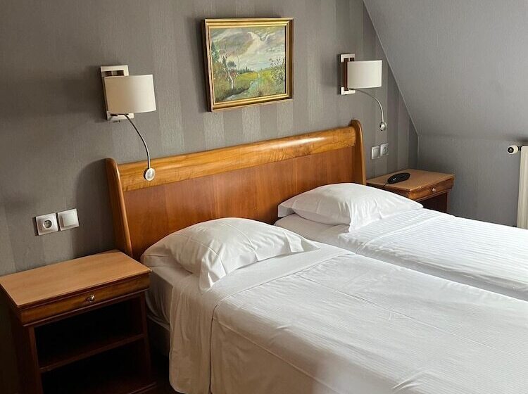 스탠다드 룸, Logis Hôtel Au Cerf d'Or
