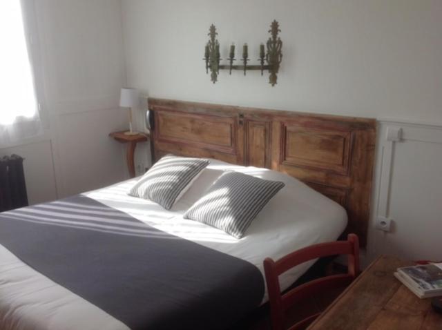 Номер Стандарт, The Originals Boutique, Clair Hôtel, Martigues
