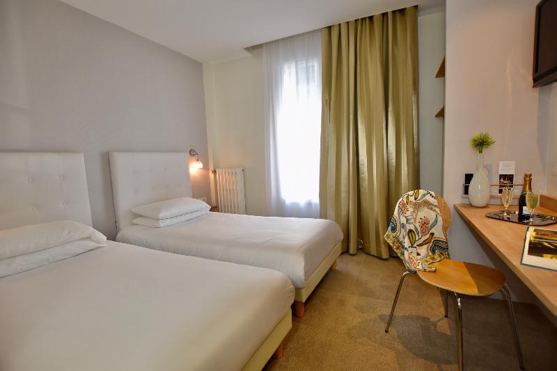 اتاق راحتی, Escale Oceania Lorient