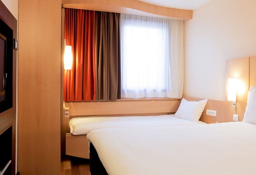 Номер Стандарт, Ibis Lyon Gare Part Dieu