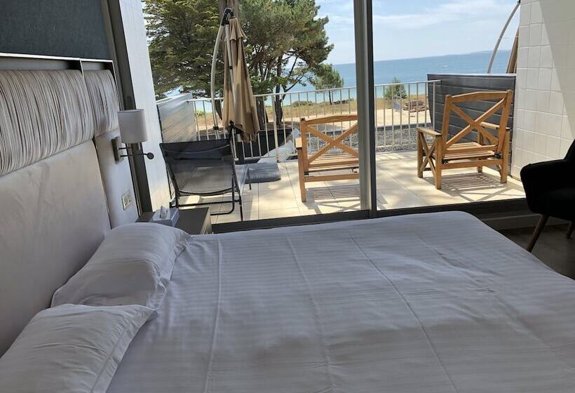 اتاق لوکس با چشم‌انداز دریا, Le Diana Hôtel & Spa Nuxe