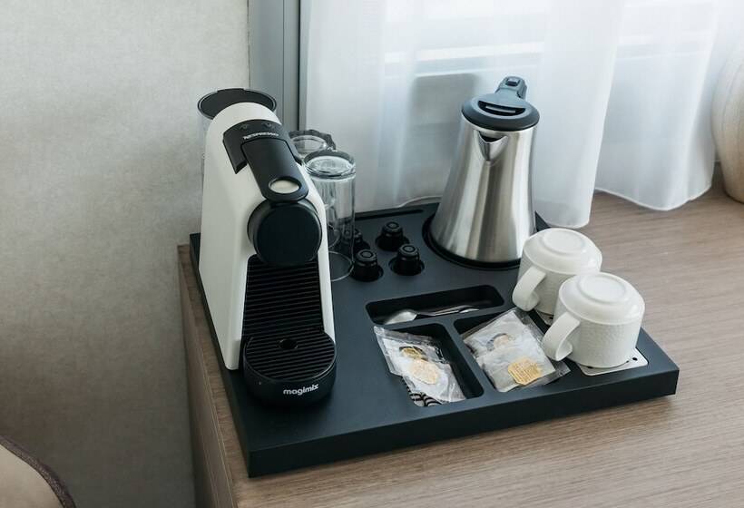 اتاق لوکس با چشم‌انداز دریا, Le Diana Hôtel & Spa Nuxe