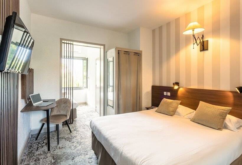 اتاق استاندارد سه نفره, Relais Amadourien