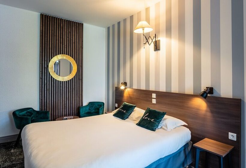 اتاق استاندارد چهار تخته, Relais Amadourien
