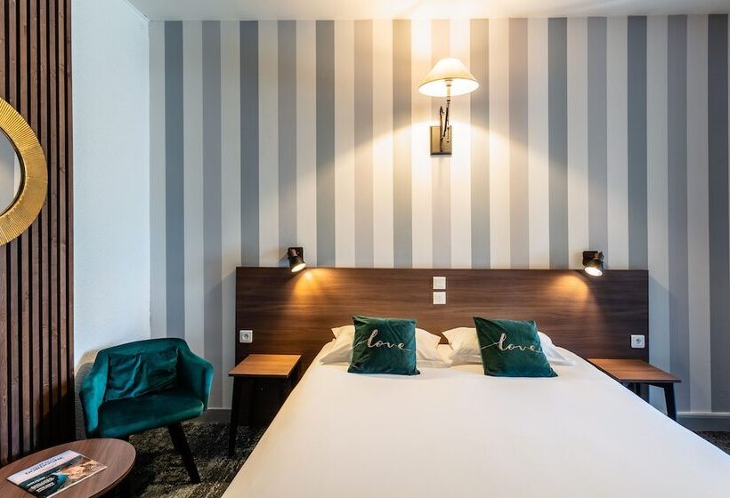 اتاق استاندارد چهار تخته, Relais Amadourien