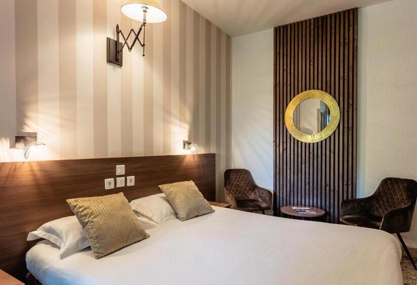 اتاق استاندارد چهار تخته, Relais Amadourien
