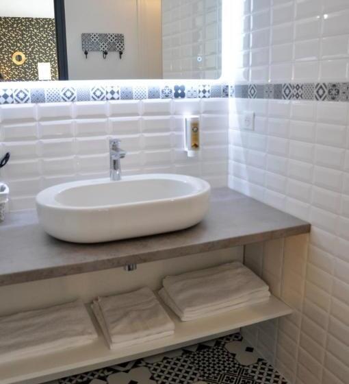 اتاق سوپریور سه تخته, Relais Amadourien