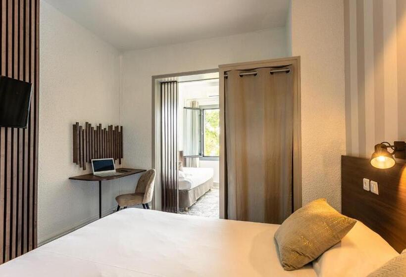 اتاق استاندارد سه نفره, Relais Amadourien