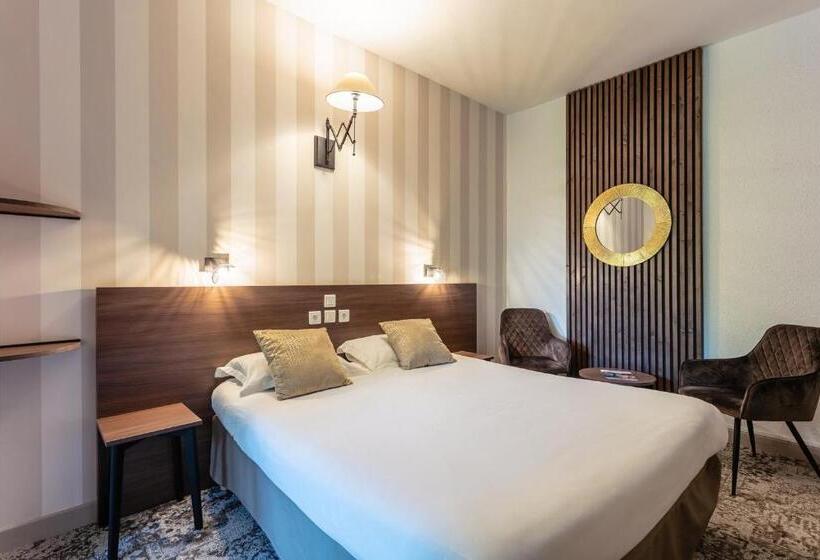 اتاق استاندارد چهار تخته, Relais Amadourien