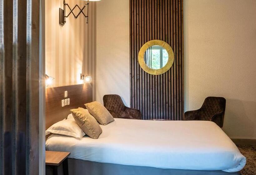 اتاق استاندارد چهار تخته, Relais Amadourien