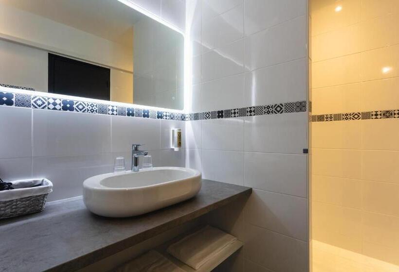 اتاق استاندارد, Relais Amadourien