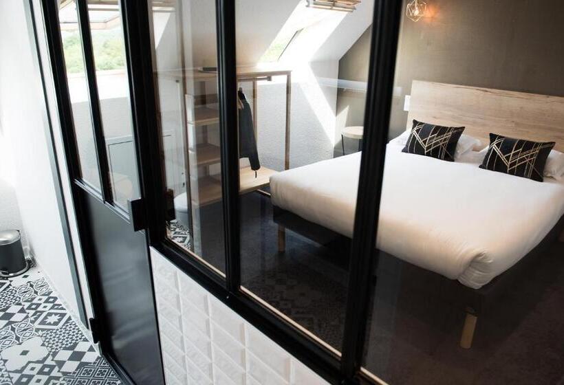 اتاق سوپریور, Relais Amadourien
