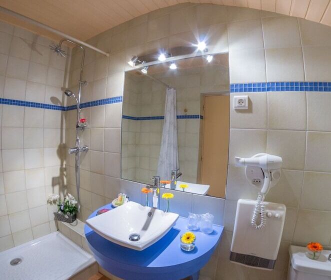 Номер Стандарт Трехместный, Cit Hotel Avantici Gap
