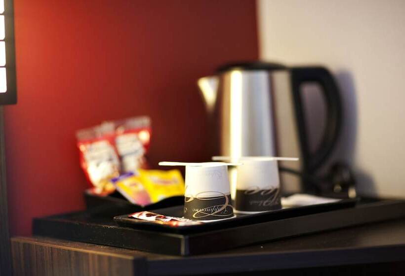 Номер Стандарт, Comfort Hotel Clermont Saint Jacques