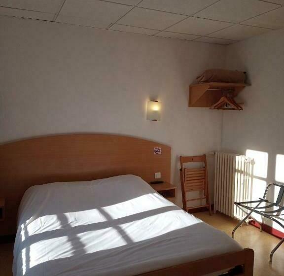 اتاق استاندارد یک نفره, Hôtel De Lyon